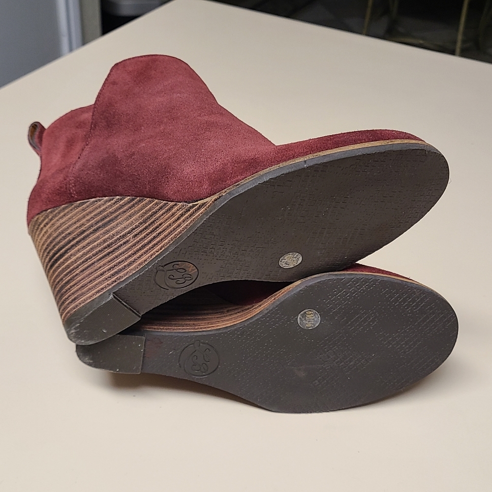 Lucky Brand Yeezah wedge bootie size 6 - Picture 8 of 8